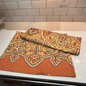 GAIAM by Gable Colorful Paisley Pillow Cases (Set of 2)~ Made In Italy